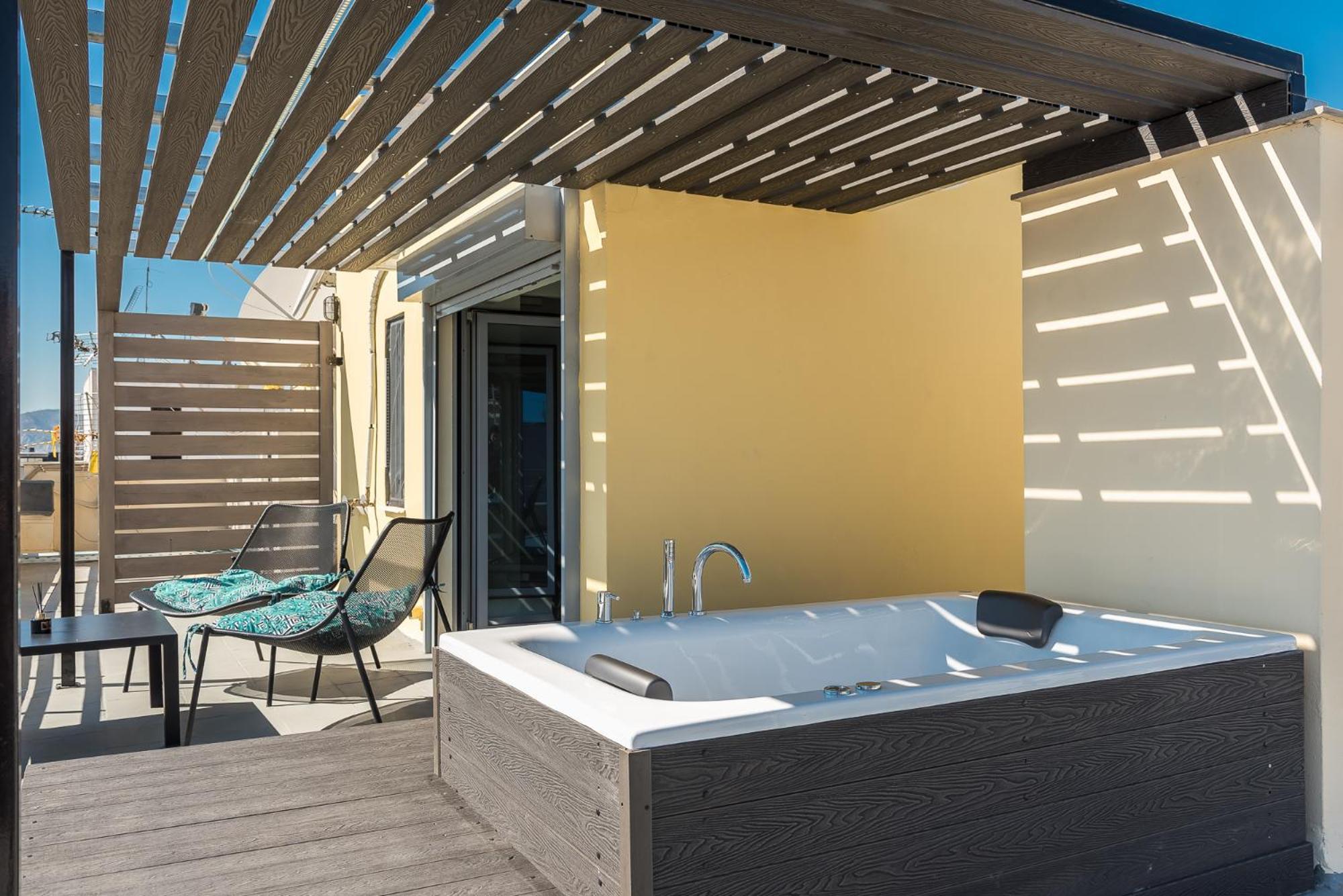 Acropolis View Mini Sky Suite & Hot Tub Athene Buitenkant foto